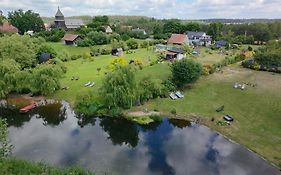 Domki nad rzeką Ełk